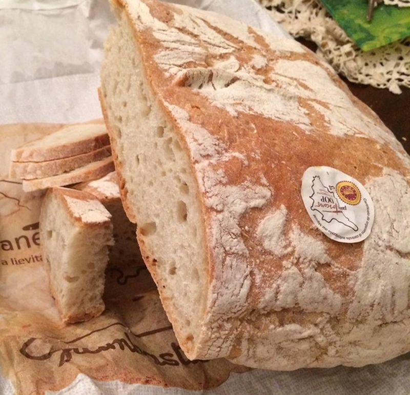 Pane Toscano DOP, “come sa di sale lo pane altrui”