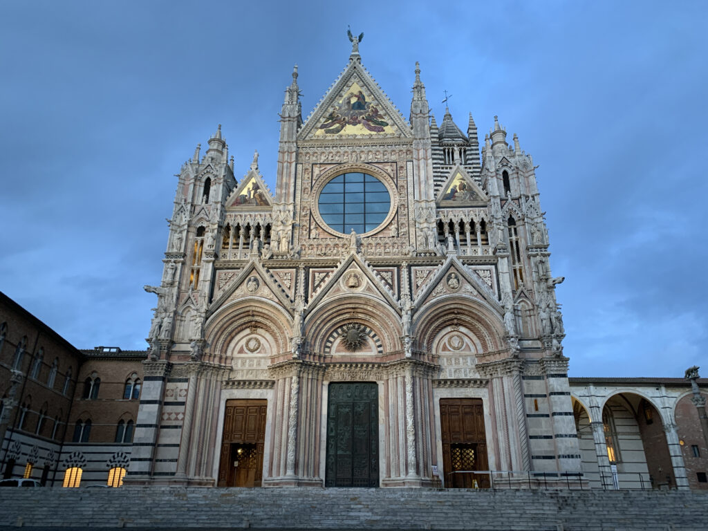 Il Sator, il quadrato magico del Duomo di Siena